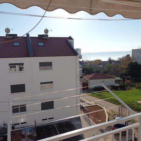 Kike Red Apartment Kastela Bagian luar foto